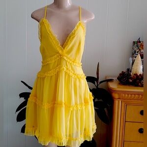 Windsor Women's Gorgeous Sexy Tiered Dress Yellow Size Medium